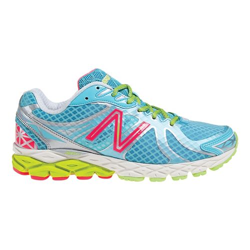 athletic shoes with heel support