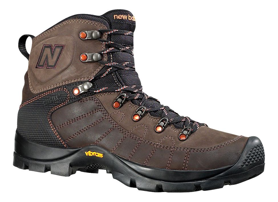hiking shoes : 1500