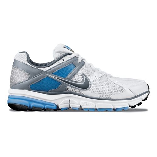 athletic shoes with heel support