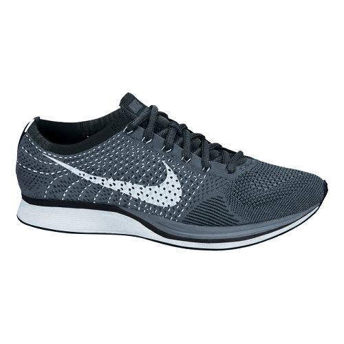 racing road nike shoes