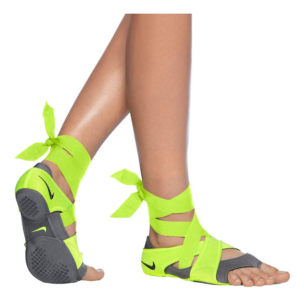 Nike Studio Pack Cross Training Shoe