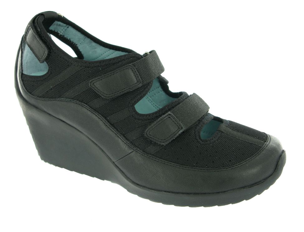 Womens Tsubo Rhea Casual Shoe Womens Tsubo Rhea Casual Shoe