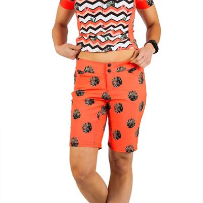 Shebeest Womens Skinny Americano Plus Size Short - 1X - Split Leaf / Water