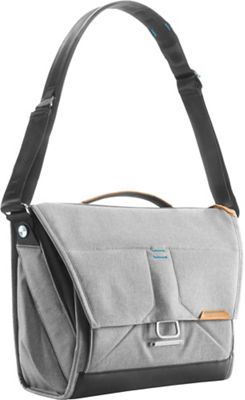 UPC 818373020019 product image for Peak Design The Everyday Messenger Bag | upcitemdb.com