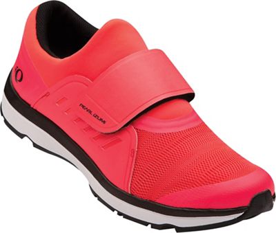 Pearl Izumi Women's Vesta Studio Shoe - 40 - Black/Atomic Red product image