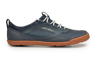 Womens 9 Astral Loyak AC (Classic Navy) Women's Shoes