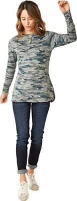 Carve Designs Women's Chelsea Top - Medium - Camo product image