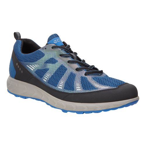 Mens Breathable Running Shoe | Road Runner Sports | Male Breathable ...