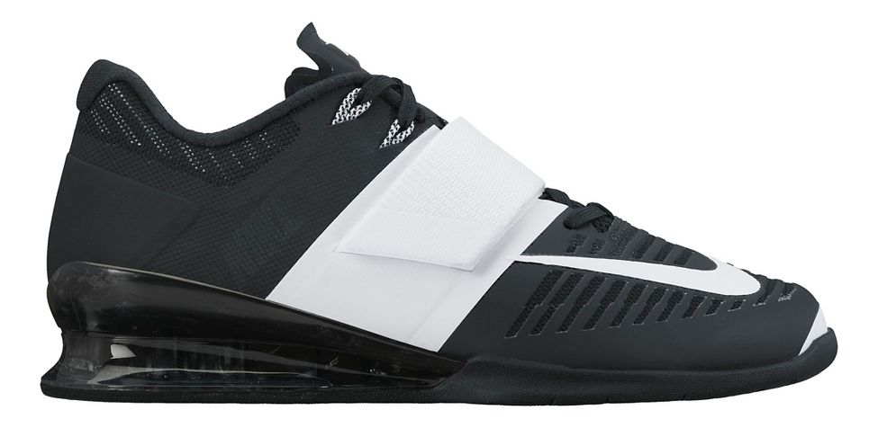 travis kelce nike shoes