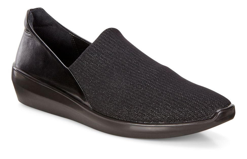 Womens Ecco Incise Urban Slip On Casual Shoe at Road Runner Sports