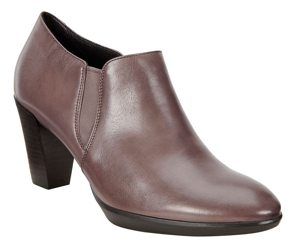 ecco slip resistant shoes womens