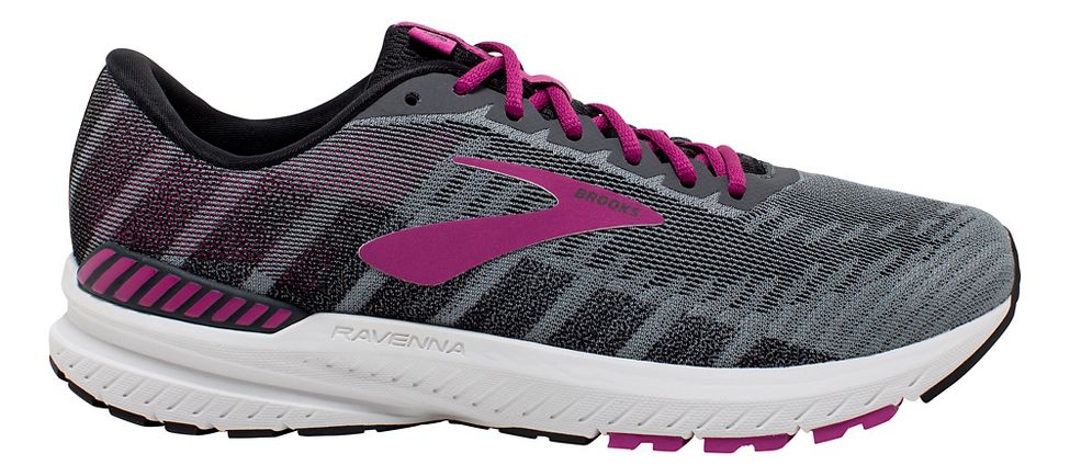 brooks clearance womens shoes