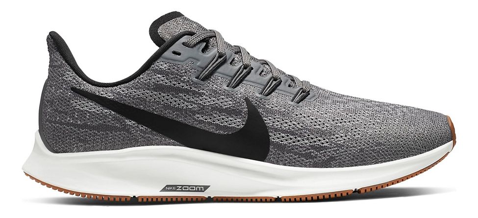 black nike air zoom pegasus 36