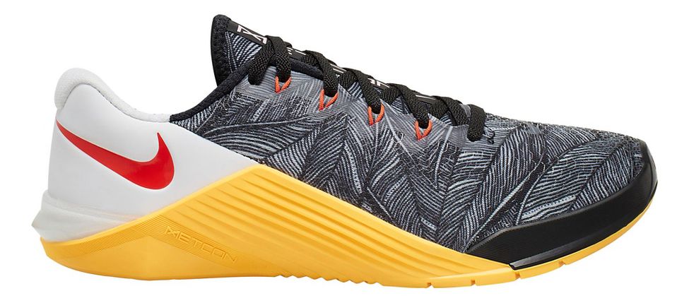 nike minimalist training shoes