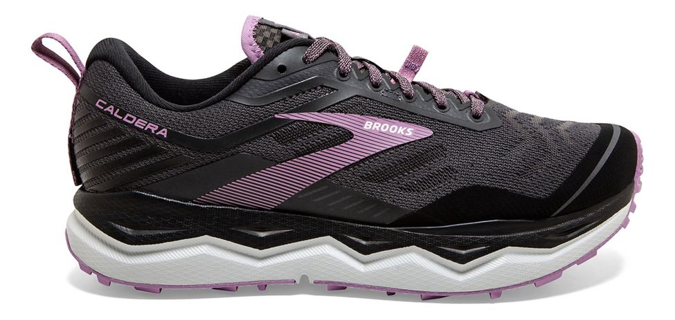 brooks womens running shoes clearance