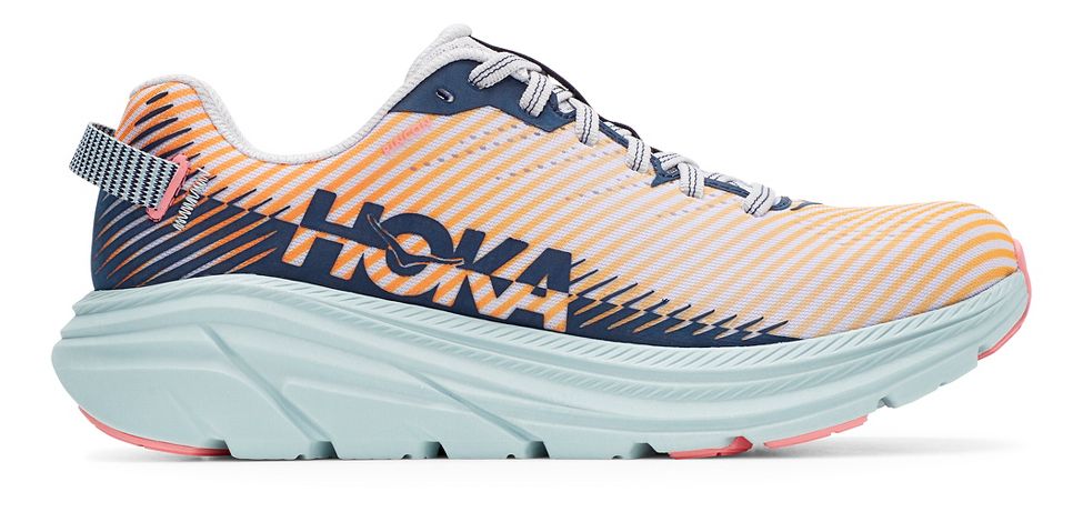 hoka shoes roadrunner