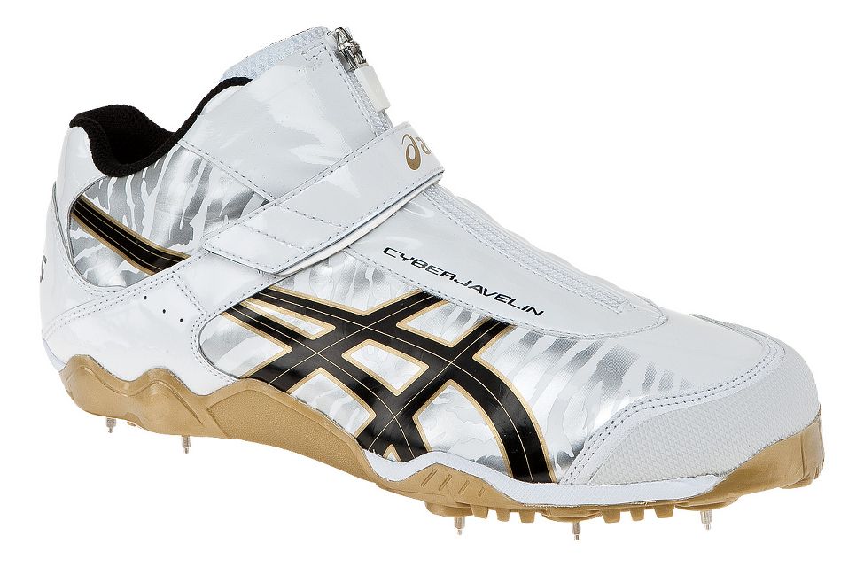 asics javelin spikes