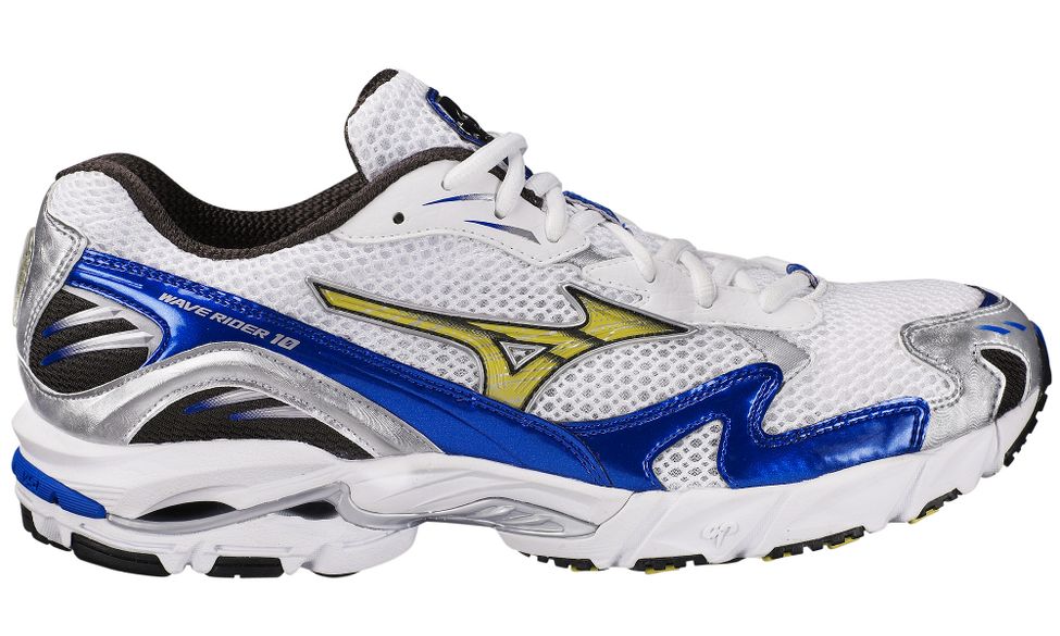 mizuno wave rider 10