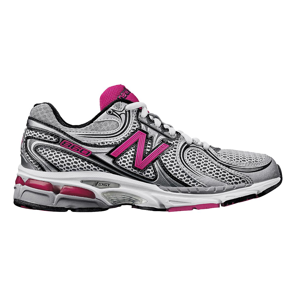 Womens New Balance 860 Running Shoe at Road Runner Sports