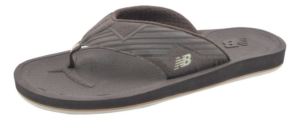 new balance mosie thongs